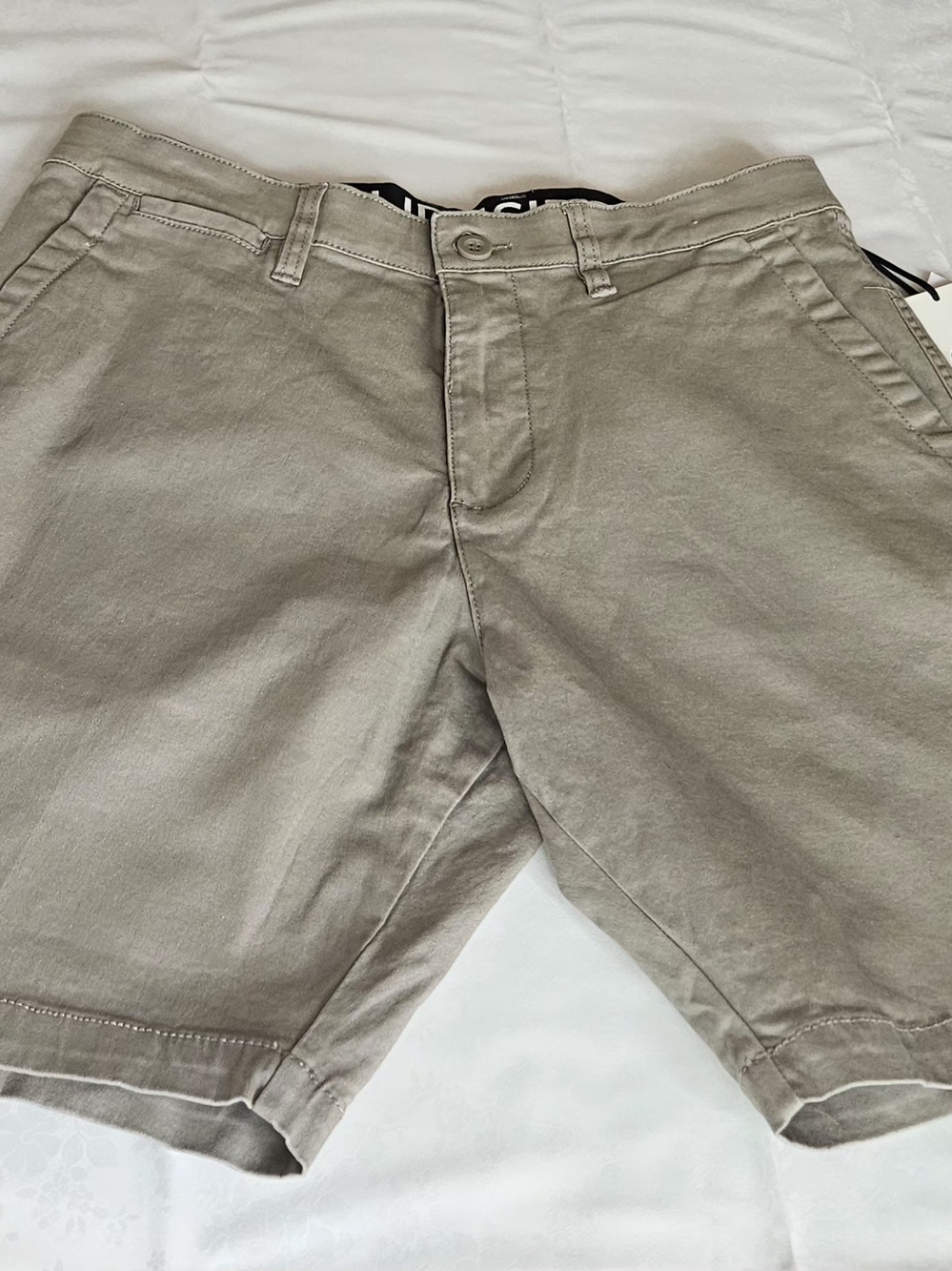 Burnside Men's Chino Shorts Size 32 NWT Khaki Tan 8" Inseam Elastic Waist - Picture 5 of 13